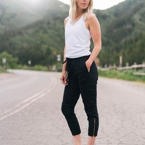 Zyia black everywhere zipper jogger